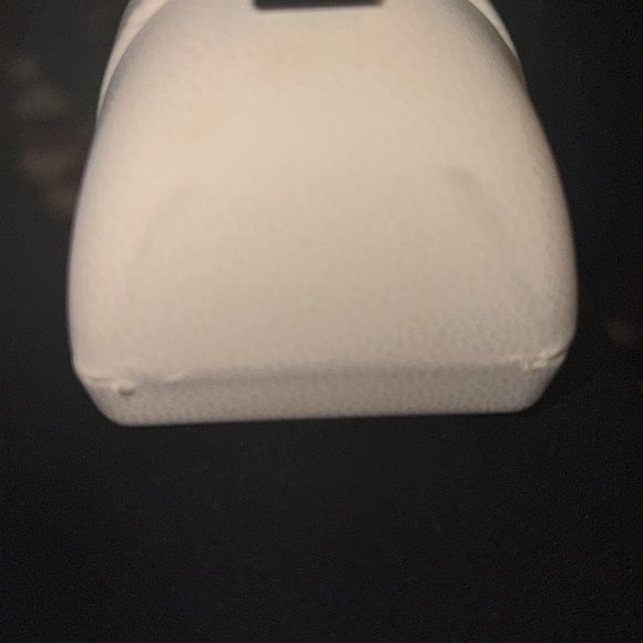 Ever Us ring size 5.5. Beautiful ring. - Picture 7 of 13